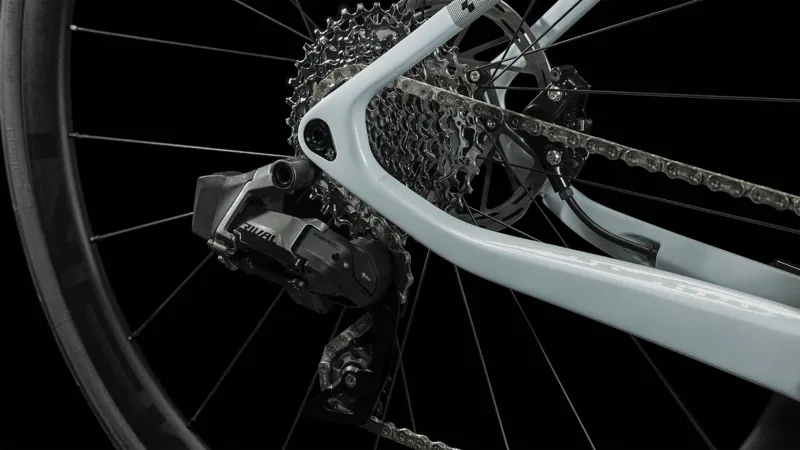 Cube Agree C:62 Pro Road Bike in White/Orange - 2023-5